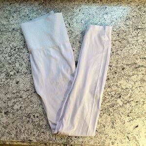 Leggings: white/one size fits all